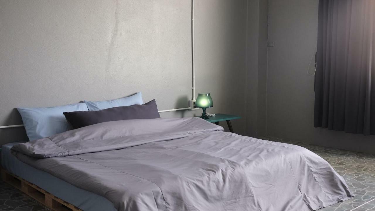 Soundsleep Hostel Chiang Rai Buitenkant foto