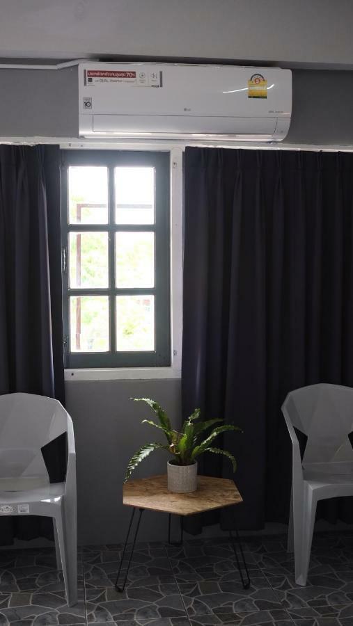 Soundsleep Hostel Chiang Rai Buitenkant foto