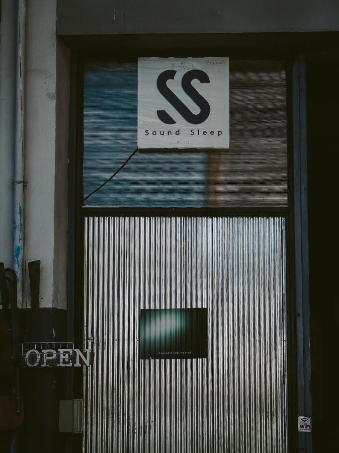 Soundsleep Hostel Chiang Rai Buitenkant foto